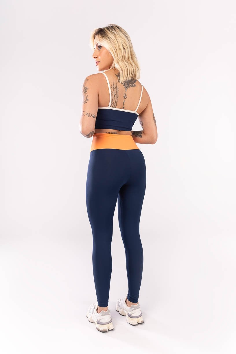 KIT TOP + CALÇA LEGGING COM CÓS TRANSPASSADO (AZUL MARINHO / LARANJA / OFF WHITE) - Imagem 4