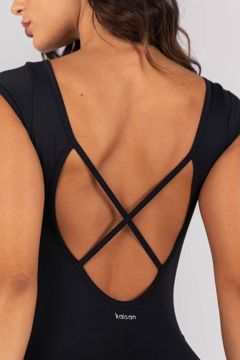 Macaquinho com Manga Japonesa e Tiras Cruzadas (Preto) | Ref: K4574-A - Imagem 4