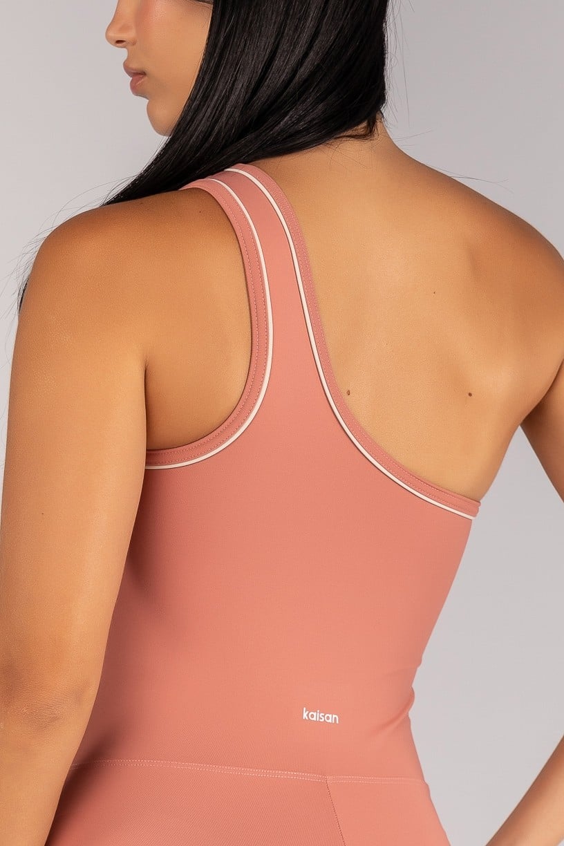 Macaquinho Assimétrico com Abertura no Decote (Telha / Off-White) | Ref: K4699-B - Imagem 2