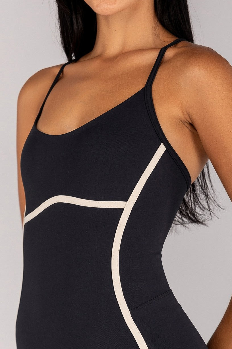 Macaquinho sem Gancho com Alças Cruzadas (Preto / Off-White) | Ref: K4701-B - Imagem 5