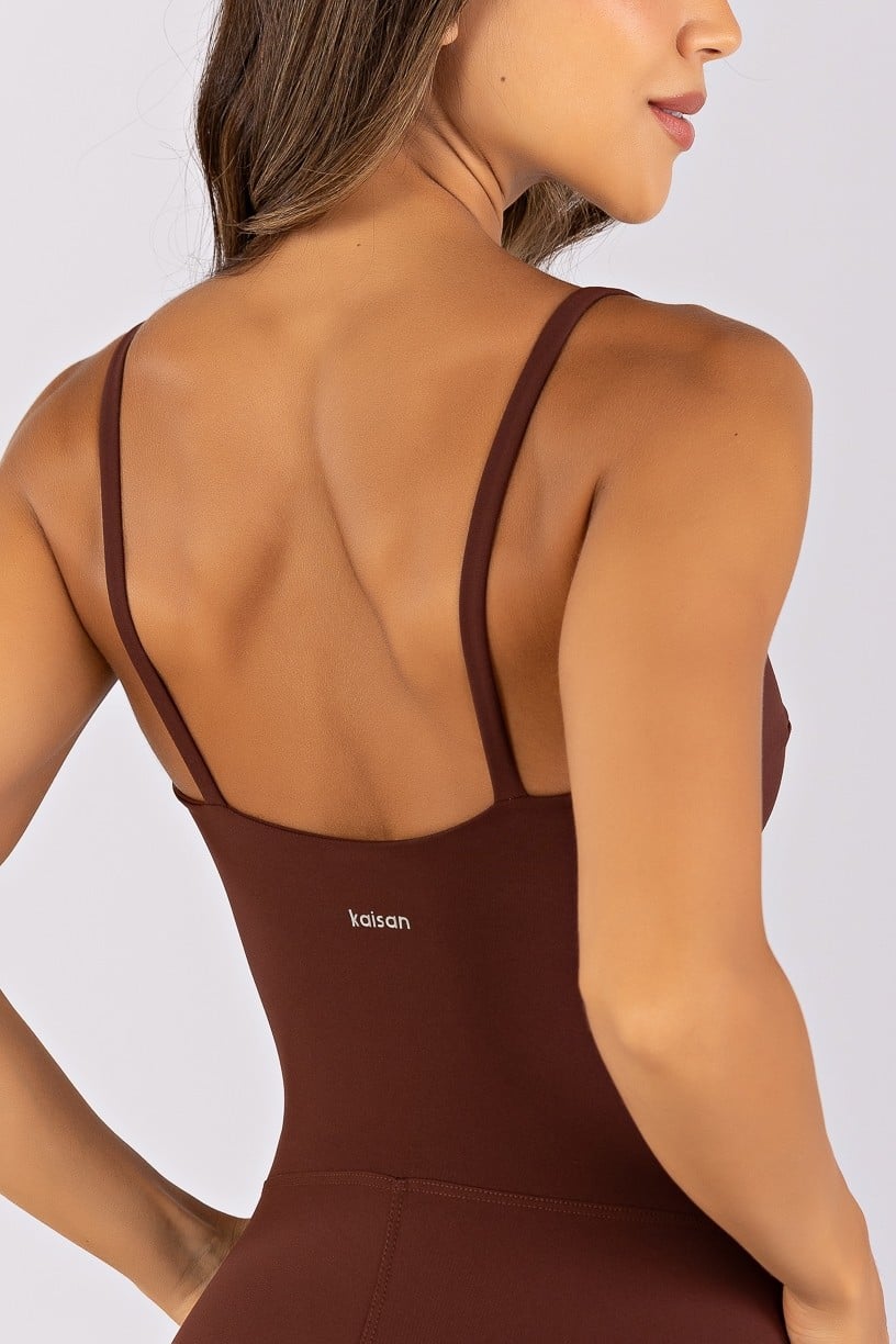 Macaquinho com Decote Reto e Abertura na Frente (Café) | Ref: K4805-C - Imagem 5